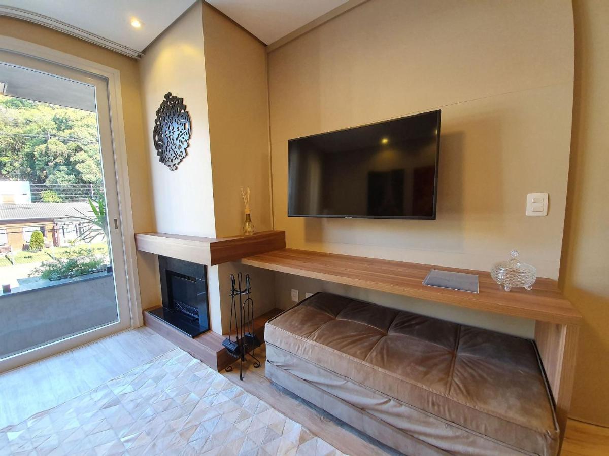 Apto Luxo 800M R. Coberta | 2 Suites | Mobiliado Gramado Exteriér fotografie